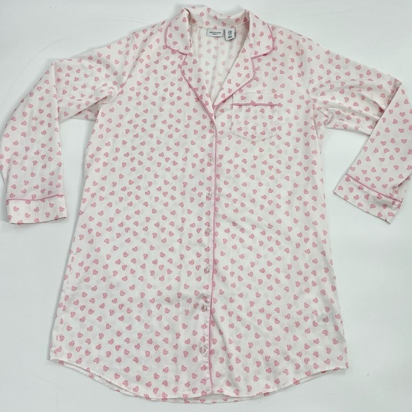 Tabitha Webb Soft Girl valentine satin button down satin sleep shirt heart print - Picture 1 of 9